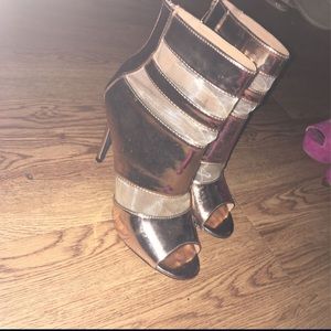 Rose gold shiny heels